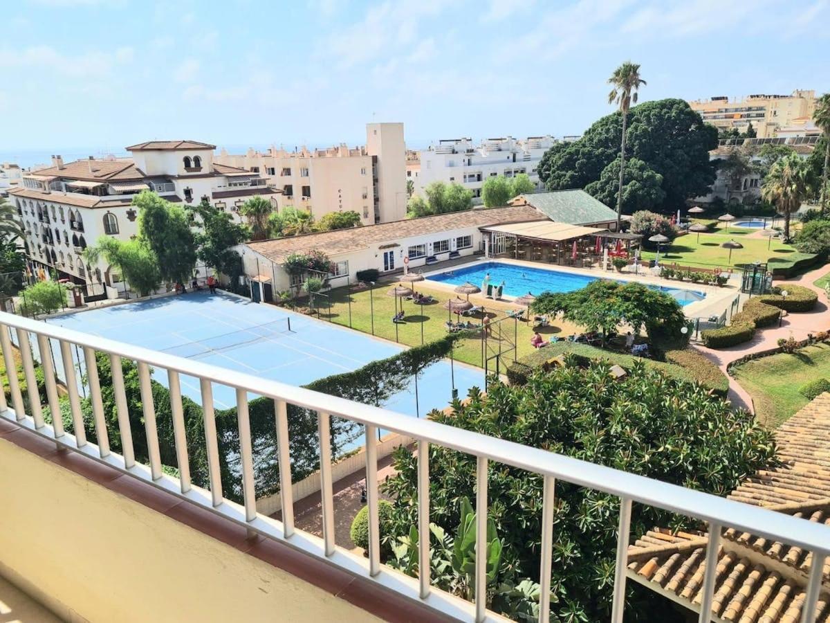 Apartamento Moderno Y Con Estilo En La Carihuela トレモリノス エクステリア 写真