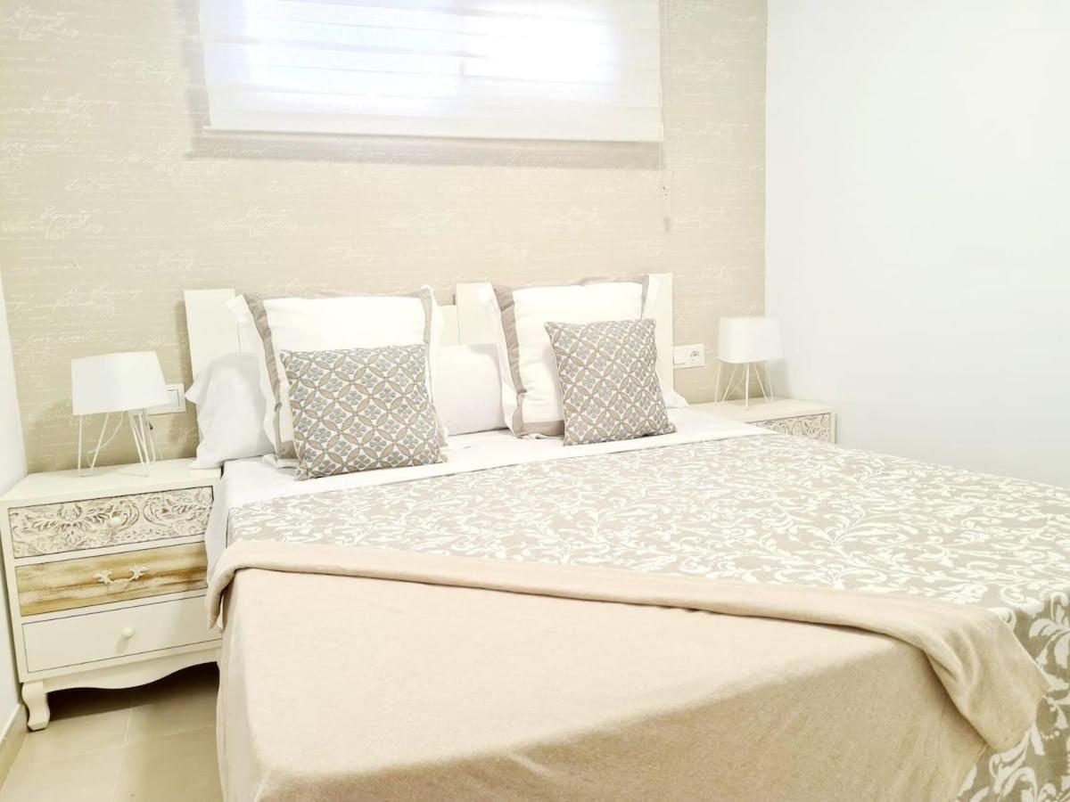 Apartamento Moderno Y Con Estilo En La Carihuela トレモリノス エクステリア 写真